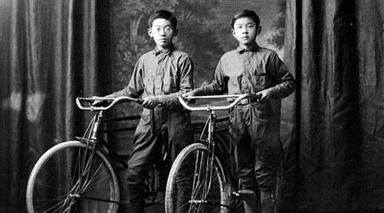 Photo, Japanese American boys and their bicycles, c. 1909, U of WA