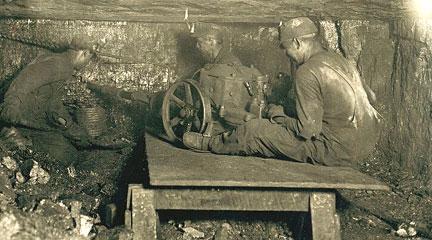 Photo, Brown Mine. Man digging coal..., October 1908, Lewis Hine, LoC