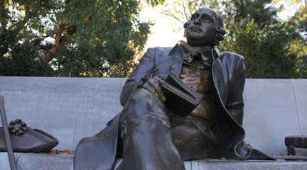 Visiting the George Mason Memorial