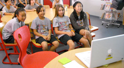 Photo, Flat Classroom Skype, November 29, 2008, superkimbo, Flickr, http://www.flickr.com/photos/superkimbo/3121815835/ Photo, Flat Classroom Skype, November 29, 2008, superkimbo, Flickr