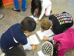 photography, Upper Elementary Students Doing an Activity at a Display, 18 Dec 2008, Flickr CC photography, Upper Elementary Students Doing an Activity at a Display, 18 Dec 20